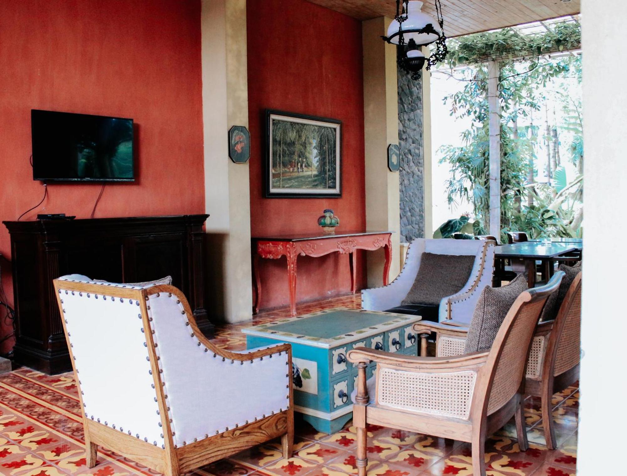 Kayu Arum Resort Salatiga Buitenkant foto
