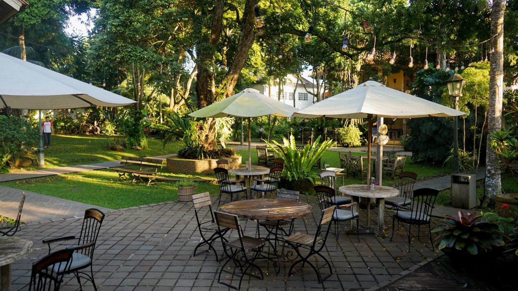 Kayu Arum Resort Salatiga Buitenkant foto