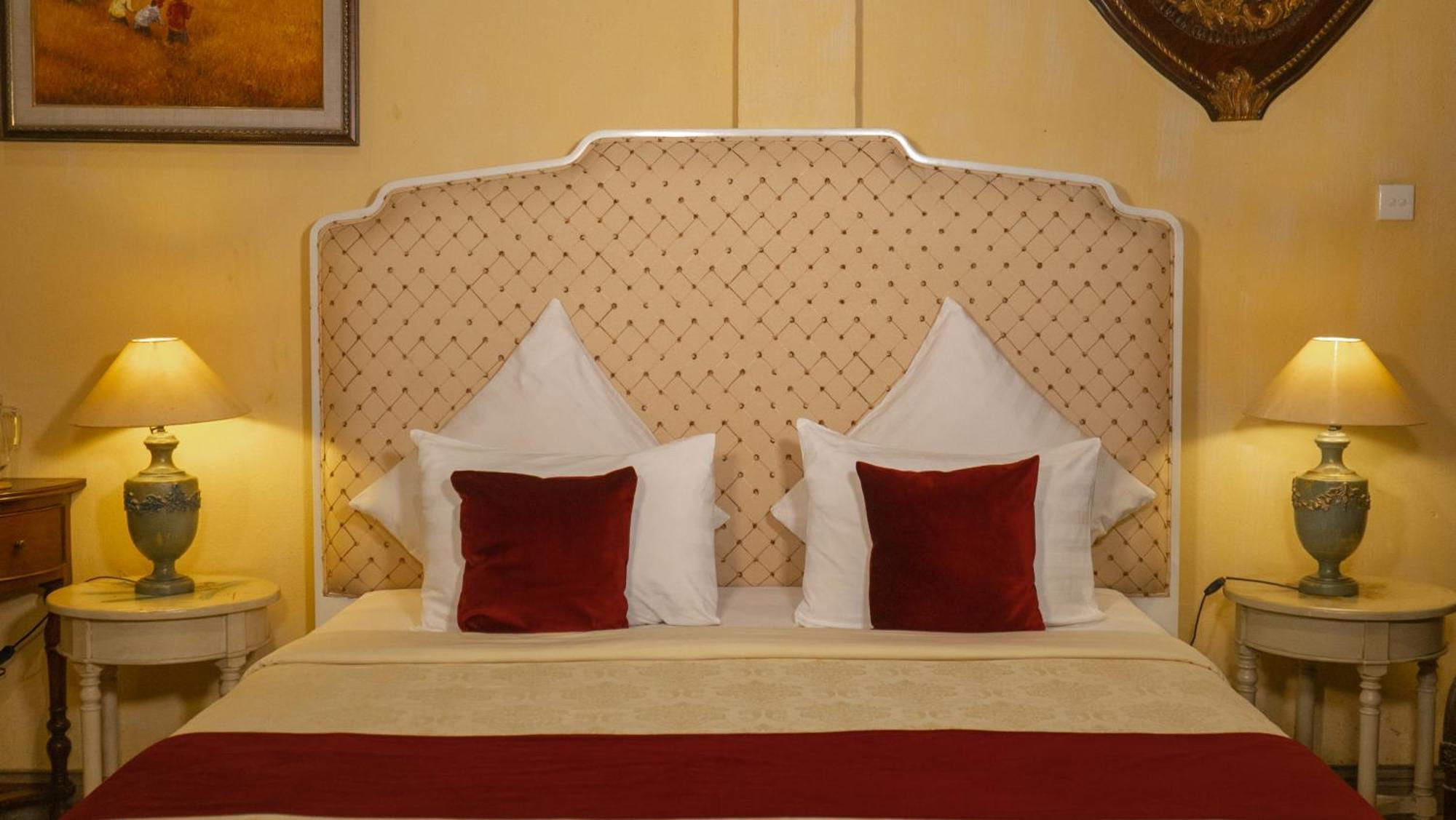 Kayu Arum Resort Salatiga Buitenkant foto